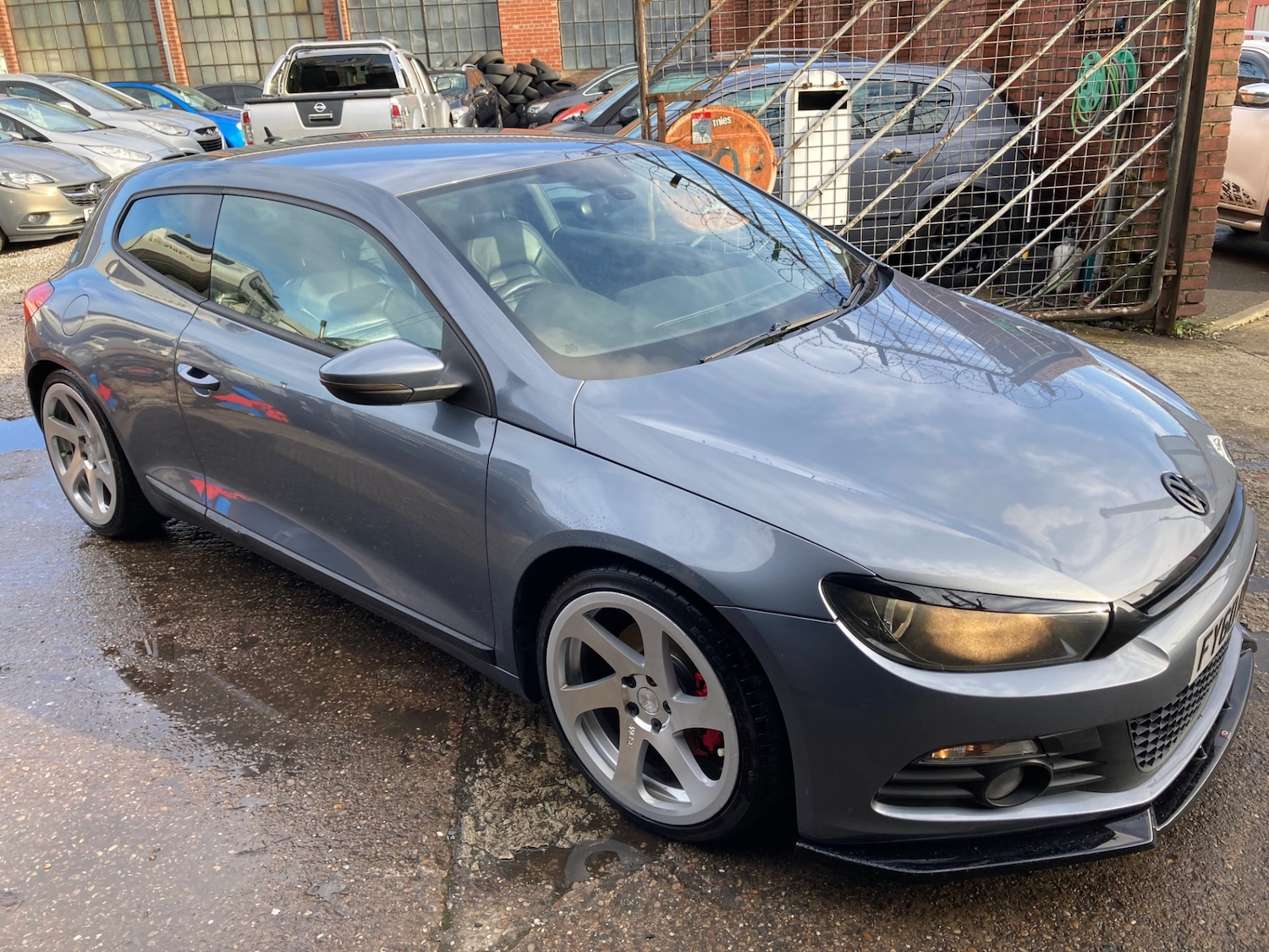 Used Volkswagen Scirocco 2010 for sale - 77261211: Photo 3