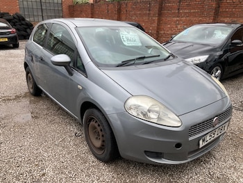 Used Fiat Grande Punto 2009 for sale - 79589295: Photo