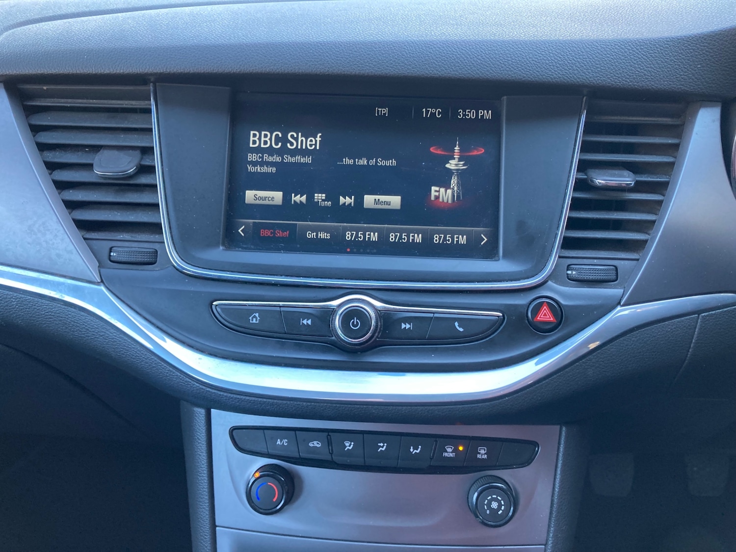 Used Vauxhall Astra 2017 for sale - 77918052: Photo 12