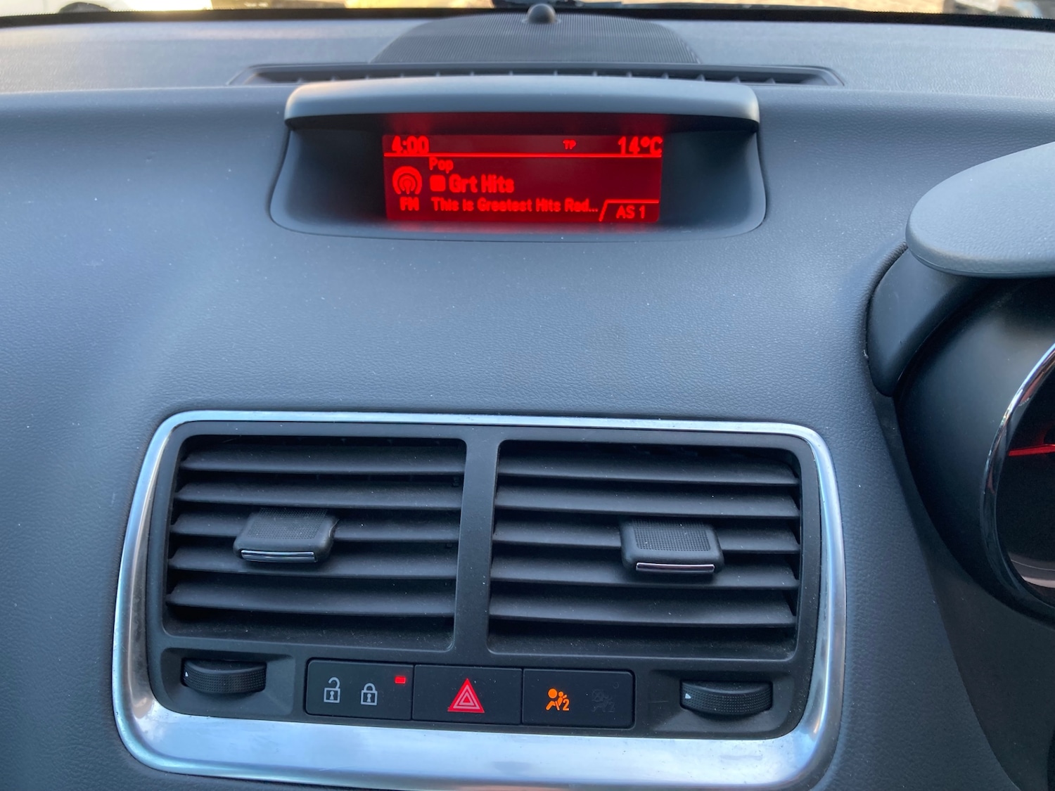 Used Vauxhall Meriva 2014 for sale - 77938540: Photo 13