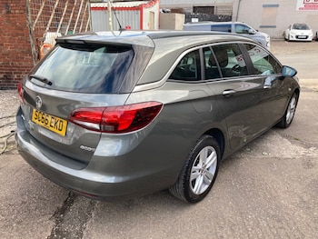 Used Vauxhall Astra 2017 for sale - 76107462: Photo 4
