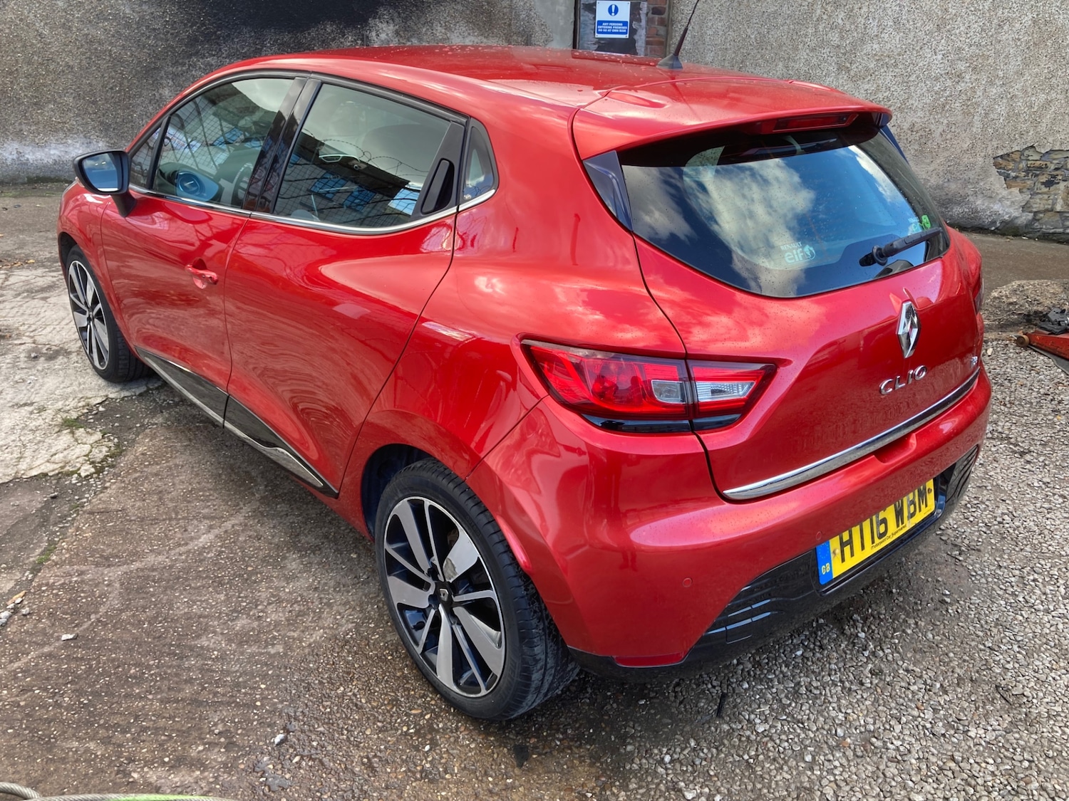 Used Renault Clio 2016 for sale - 76325878: Photo 6