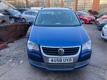 Used Volkswagen Touran 2008 for sale - 76626709: Photo