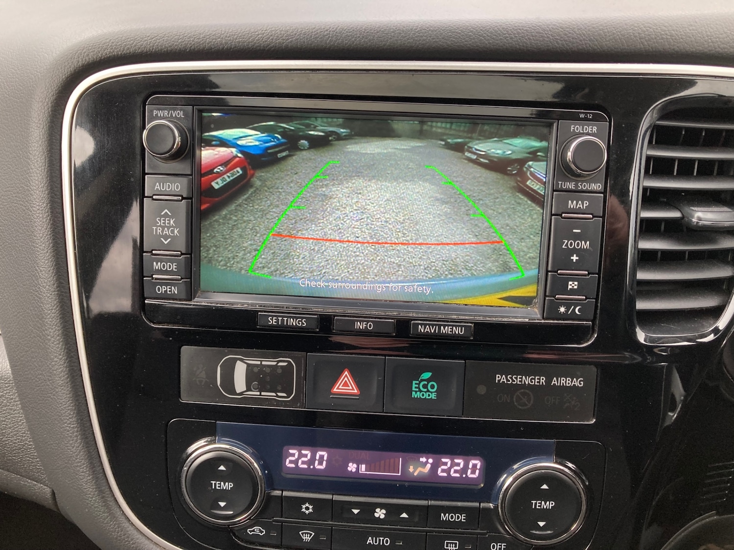 Used Mitsubishi Outlander 2014 for sale - 76421745: Photo 14