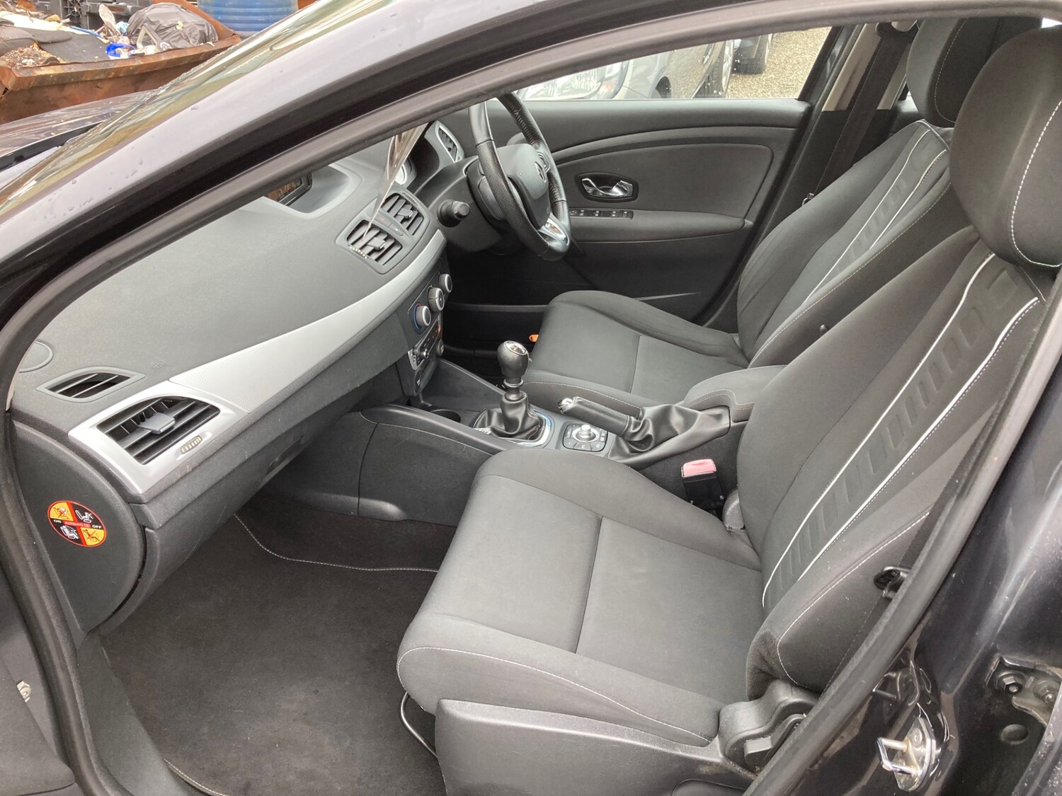 Used Renault Megane 2013 for sale - 77517185: Photo 11