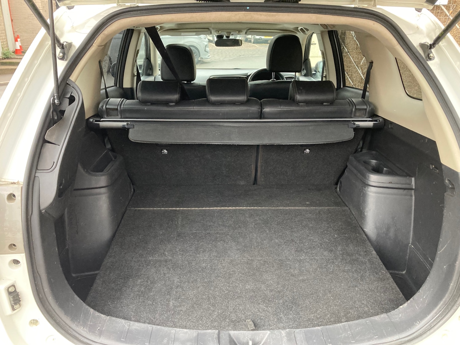 Used Mitsubishi Outlander 2014 for sale - 76542431: Photo 11