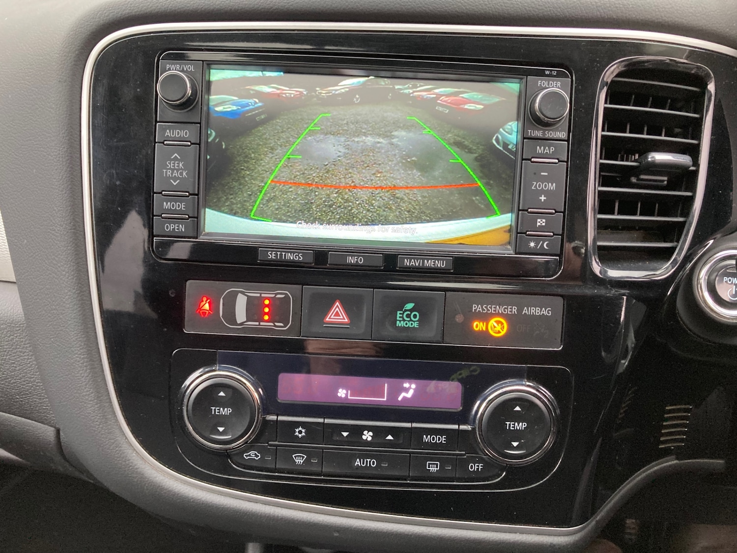 Used Mitsubishi Outlander 2014 for sale - 76542431: Photo 14