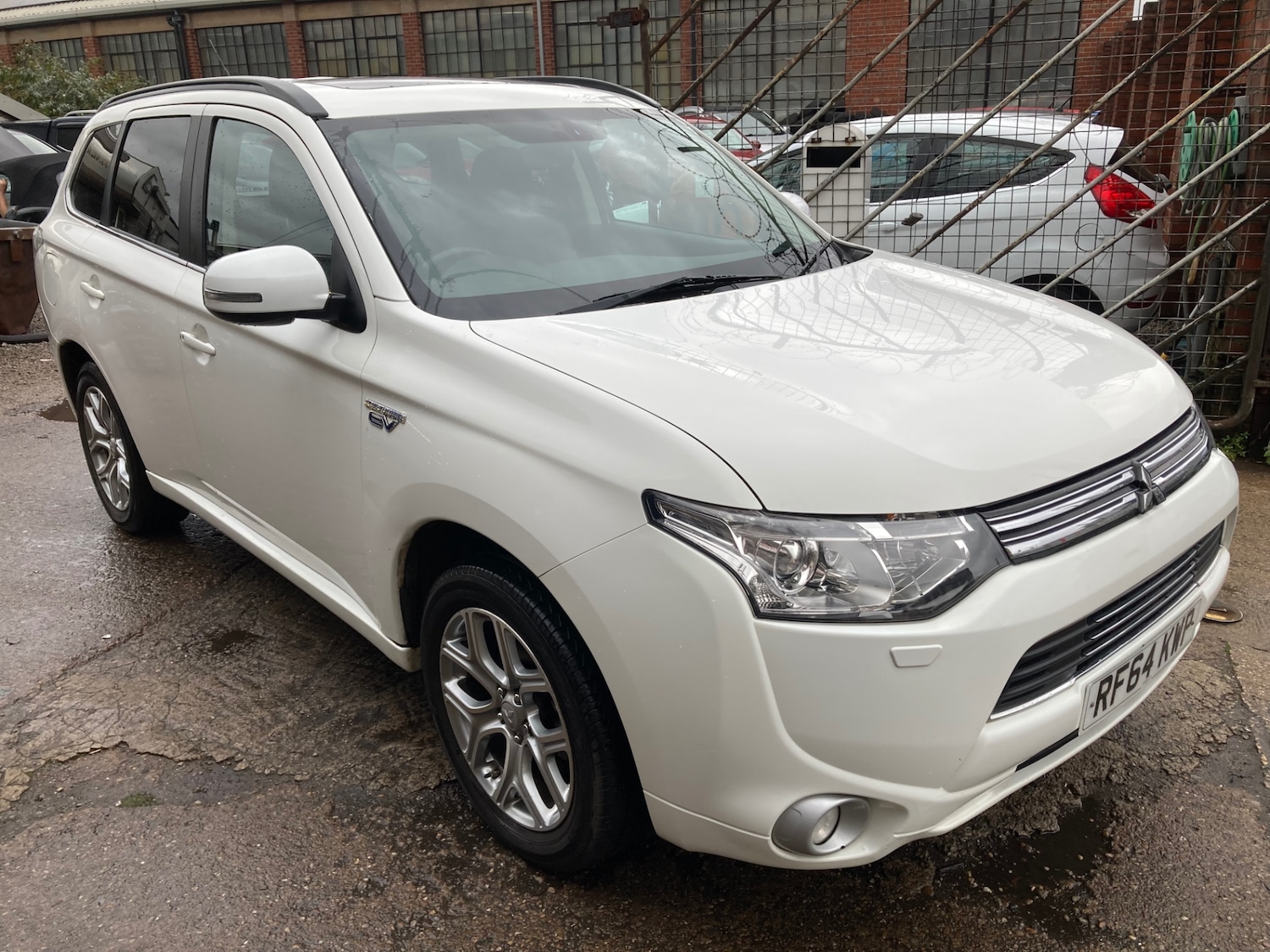 Used Mitsubishi Outlander 2014 for sale - 76542431: Photo 3