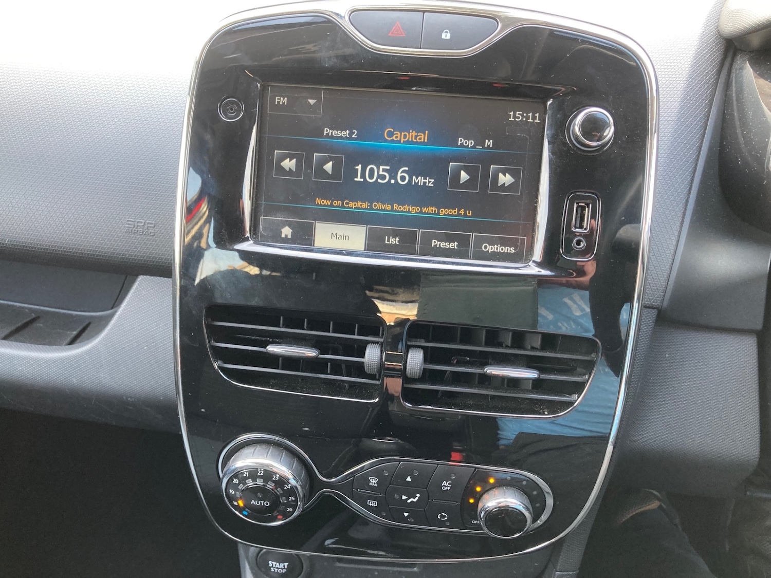 Used Renault Clio 2014 for sale - 77934626: Photo 13