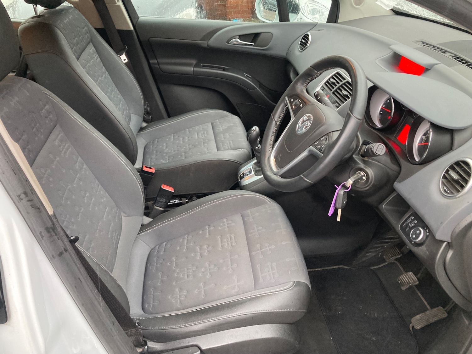 Used Vauxhall Meriva 2014 for sale - 77159333: Photo 7