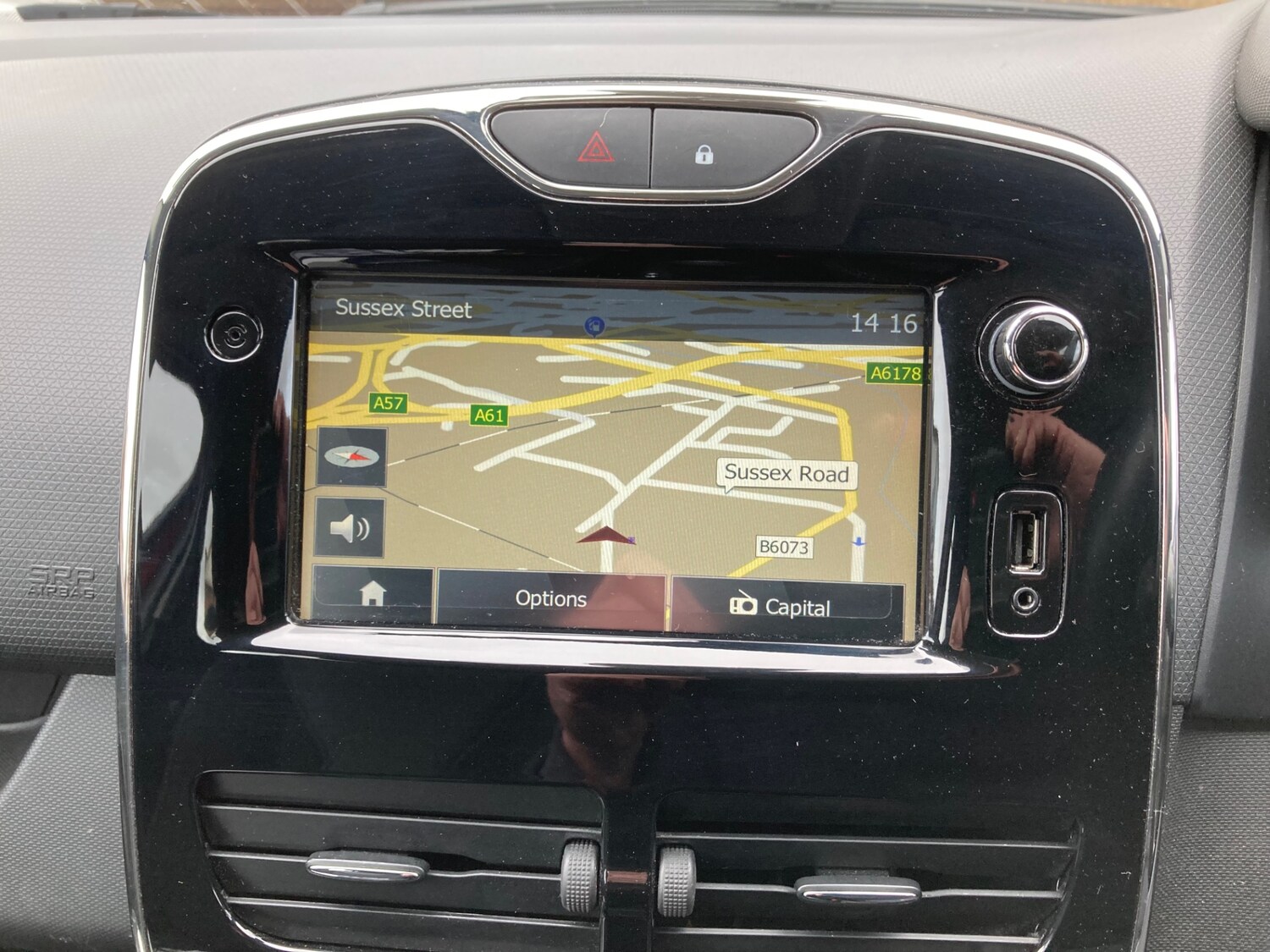 Used Renault Clio 2014 for sale - 77517718: Photo 13