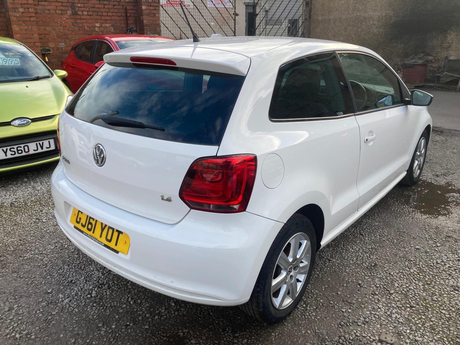 Used Volkswagen Polo 2011 for sale - 77872938: Photo 4