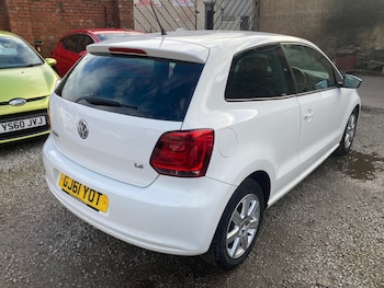 Used Volkswagen Polo 2011 for sale - 77872938: Photo
