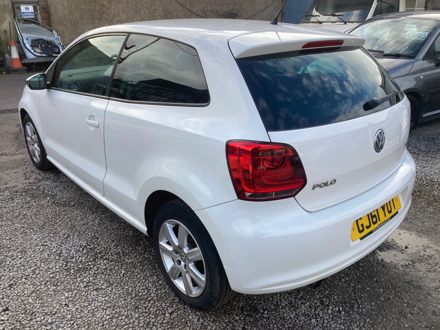 Used Volkswagen Polo 2011 for sale - 77872938: Photo 6