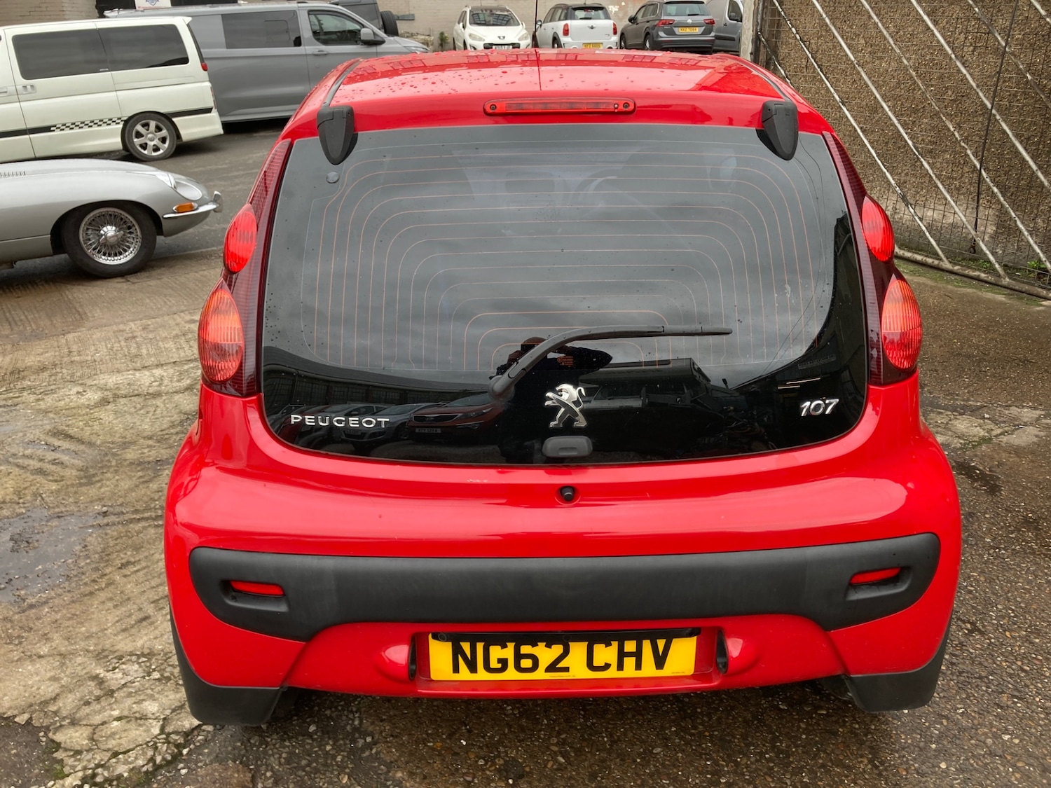 Used Peugeot 107 2013 for sale - 76464742: Photo 5