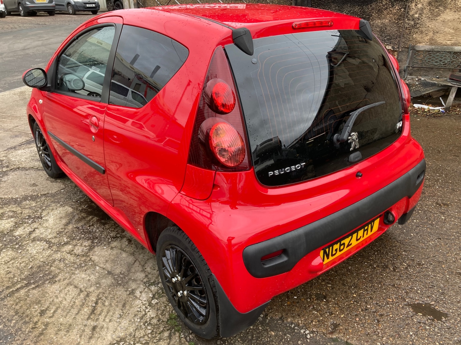 Used Peugeot 107 2013 for sale - 76464742: Photo 6