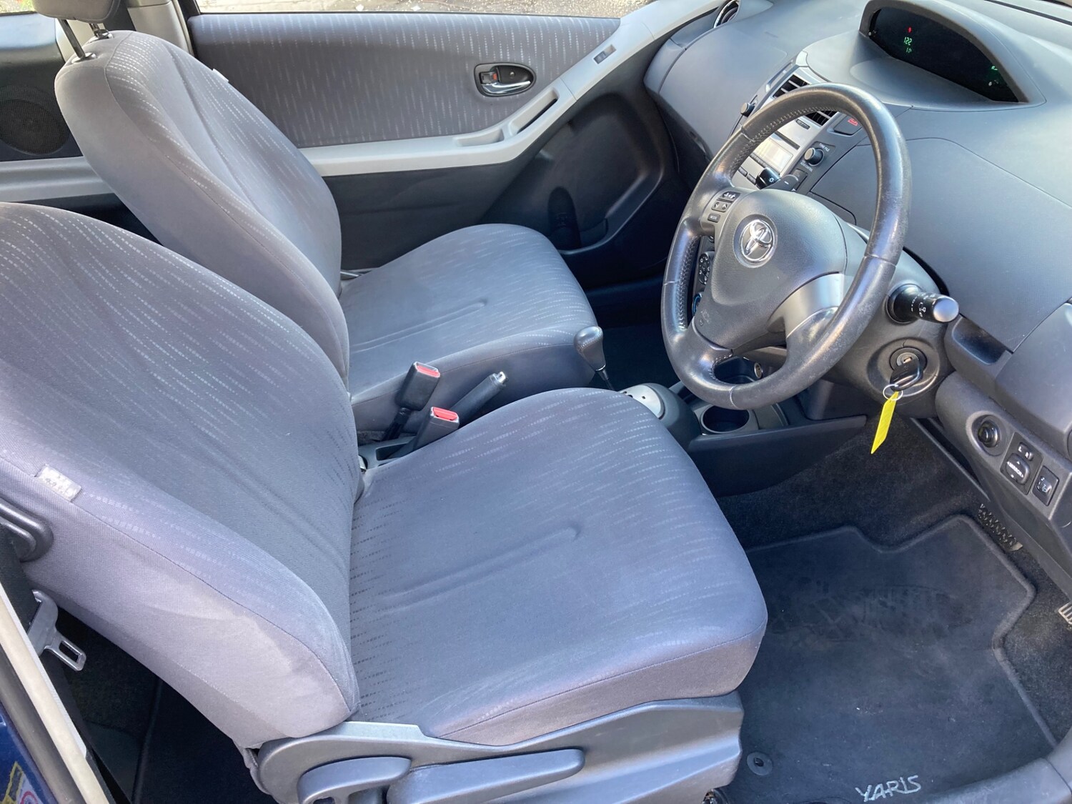 Used Toyota Yaris 2009 for sale - 77872933: Photo 7