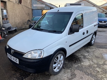 Used Vauxhall Combo 2010 for sale - 76631620: Photo