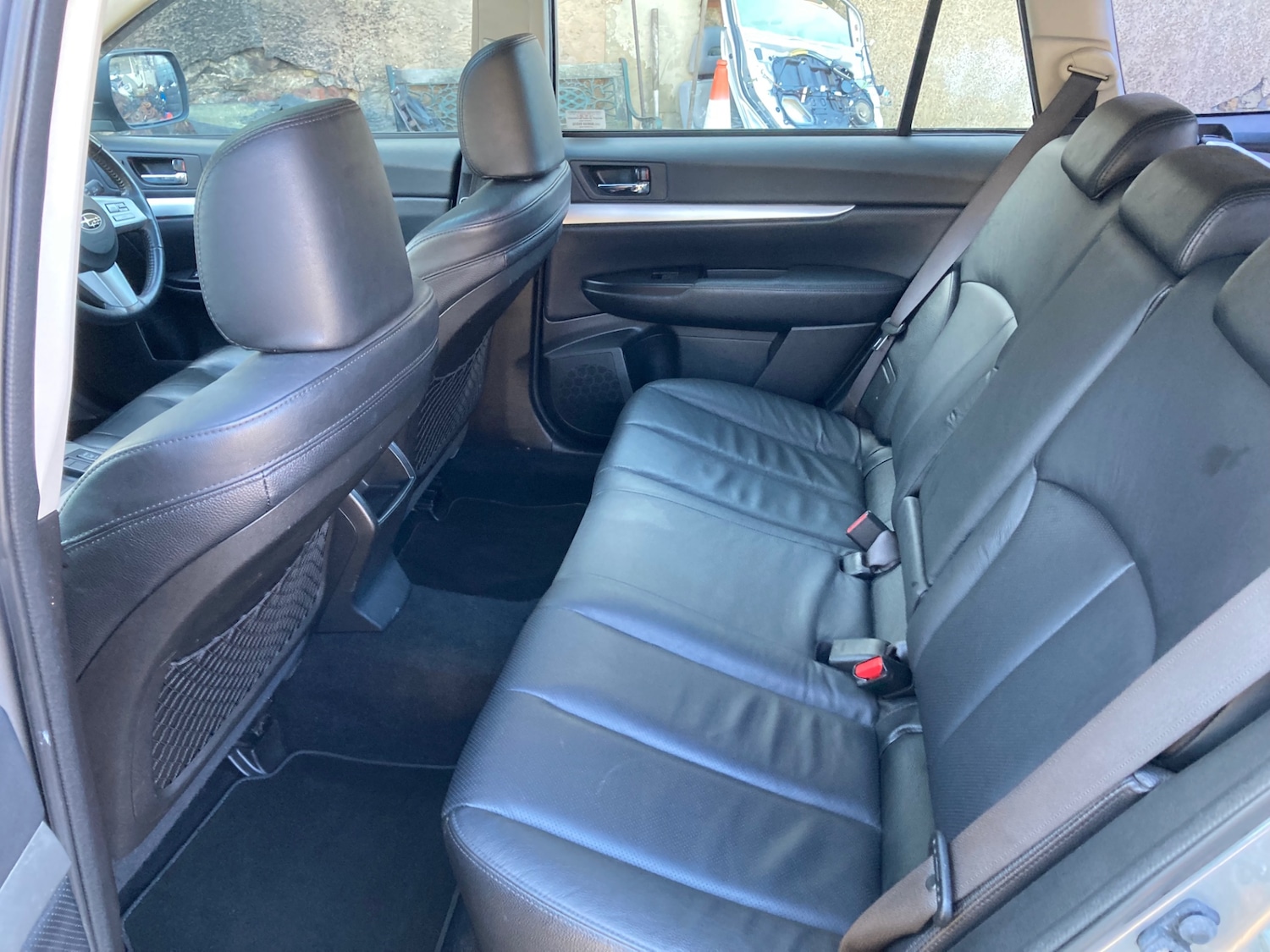 Used Subaru Outback 2011 for sale - 77701952: Photo 12