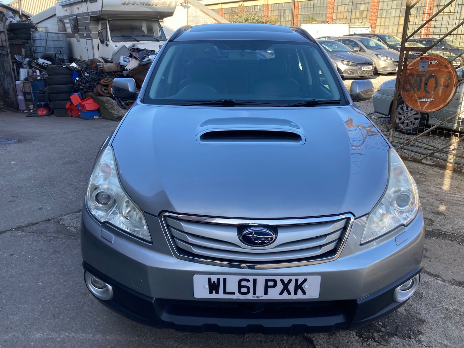 Used Subaru Outback 2011 for sale - 77701952: Photo 2