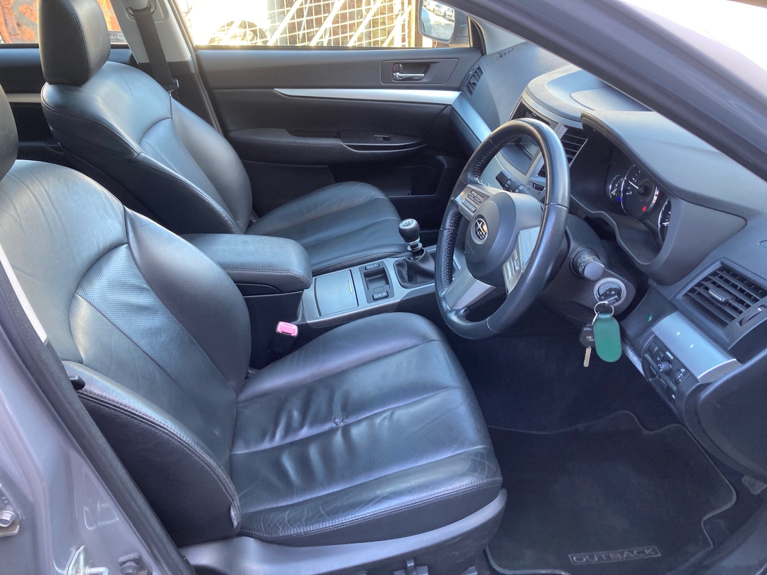 Used Subaru Outback 2011 for sale - 77701952: Photo 8