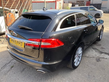 Used Jaguar XF 2015 for sale - 79312937: Photo