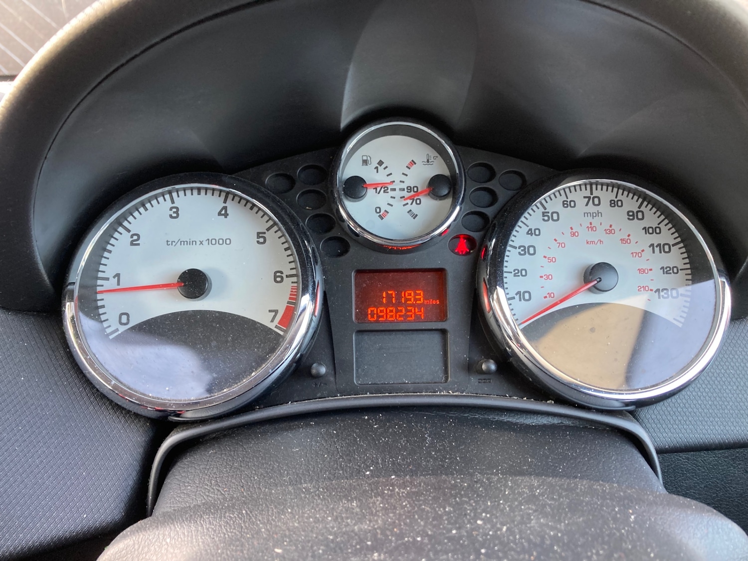 Used Peugeot 207 2010 for sale - 76931483: Photo 13