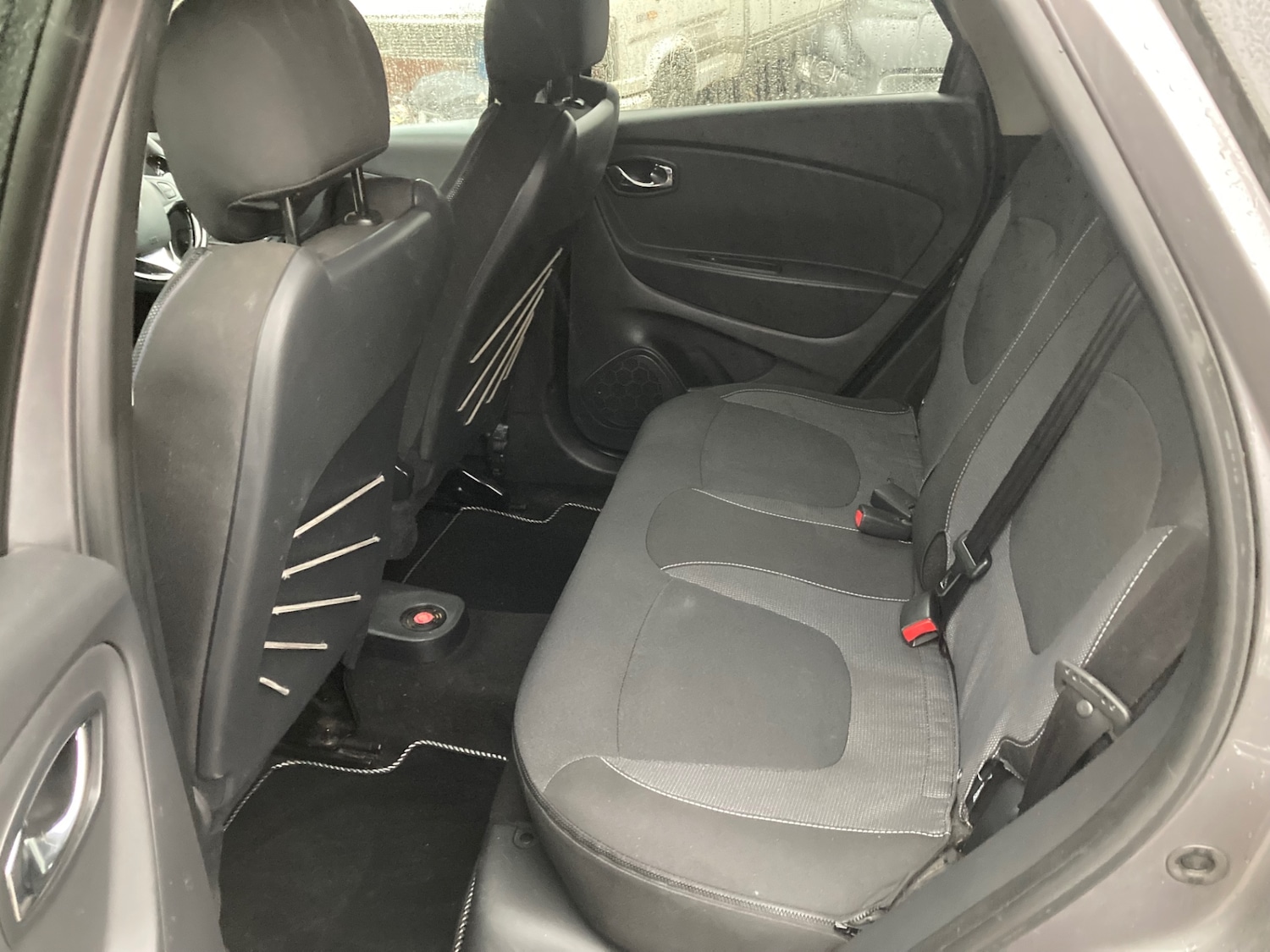 Used Renault Captur 2014 for sale - 77240763: Photo 10