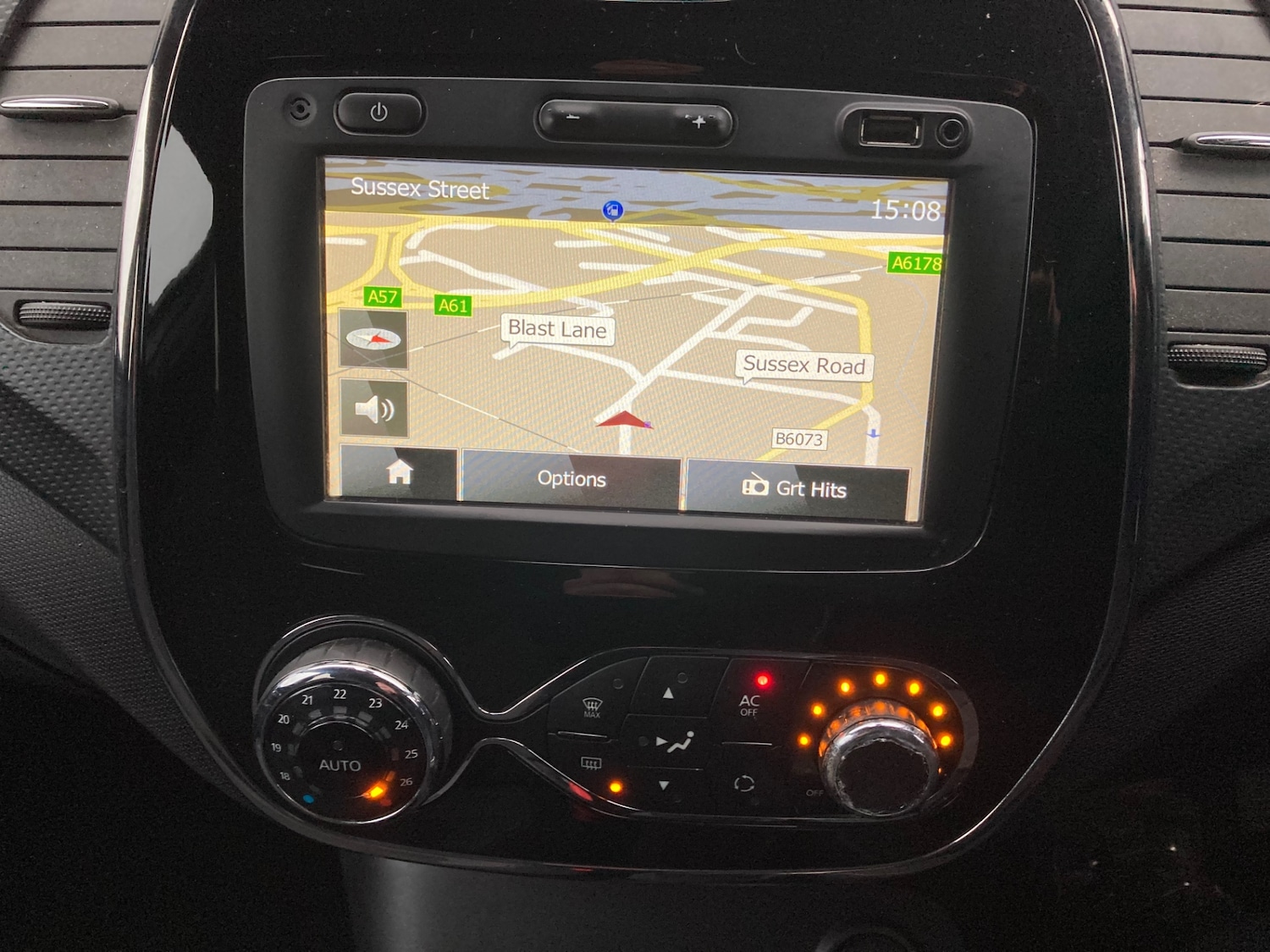 Used Renault Captur 2014 for sale - 77240763: Photo 12