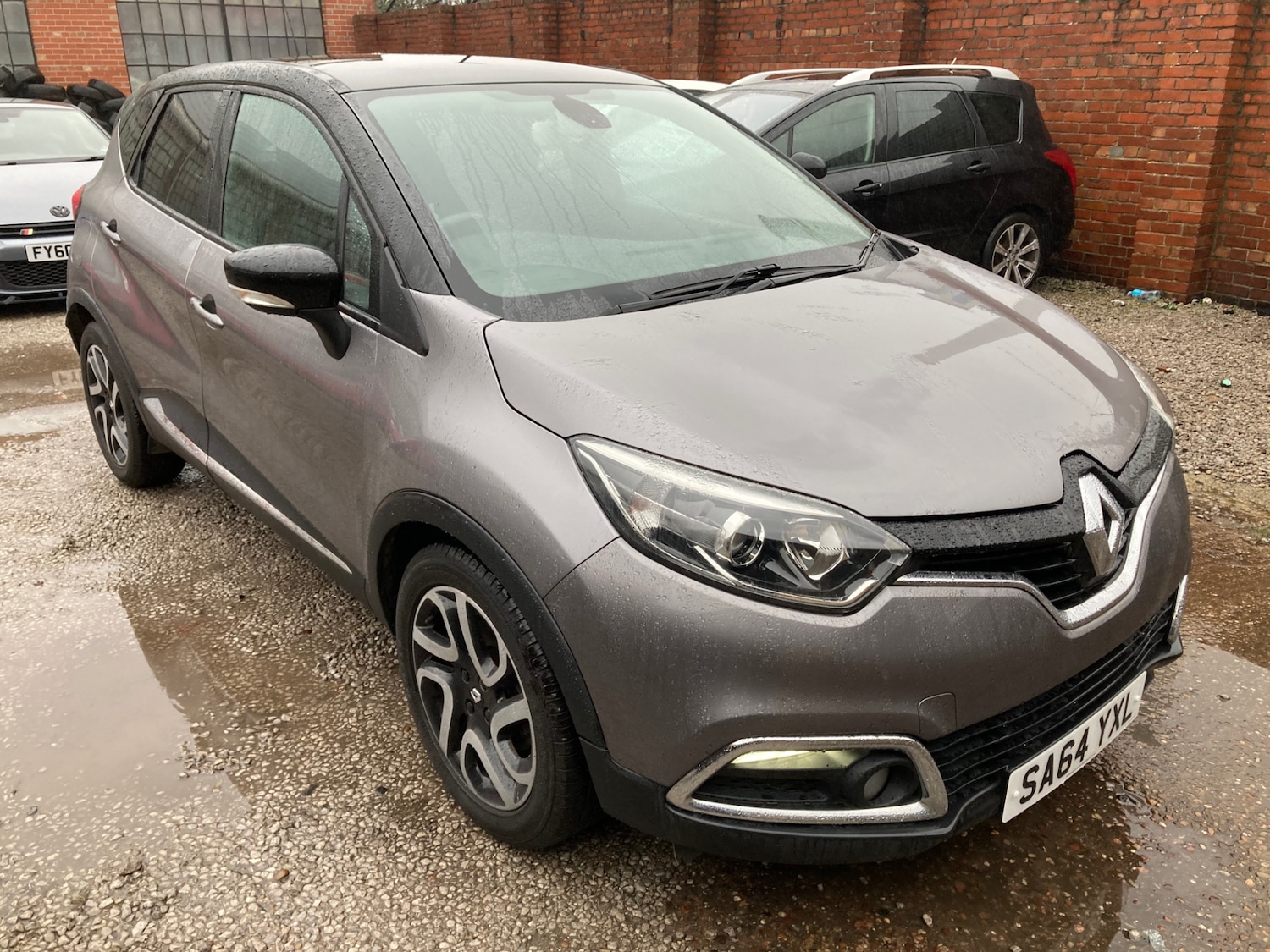 Used Renault Captur 2014 for sale - 77240763: Photo 3