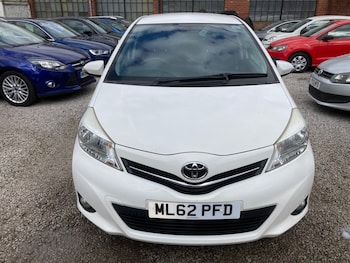 Used Toyota Yaris 2012 for sale - 78542190: Photo