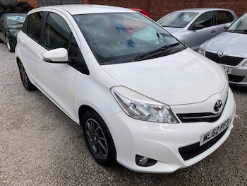 Used Toyota Yaris 2012 for sale - 78542190: Photo