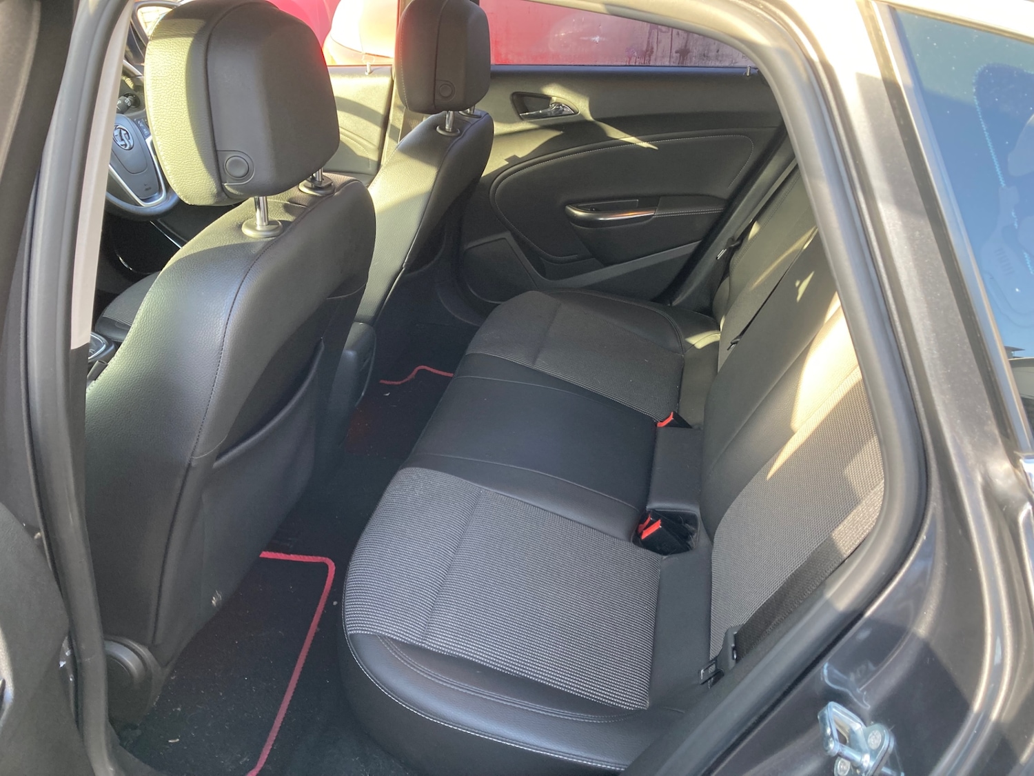 Used Vauxhall Astra 2010 for sale - 77357595: Photo 10