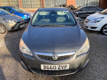Used Vauxhall Astra 2010 for sale - 77357595: Photo