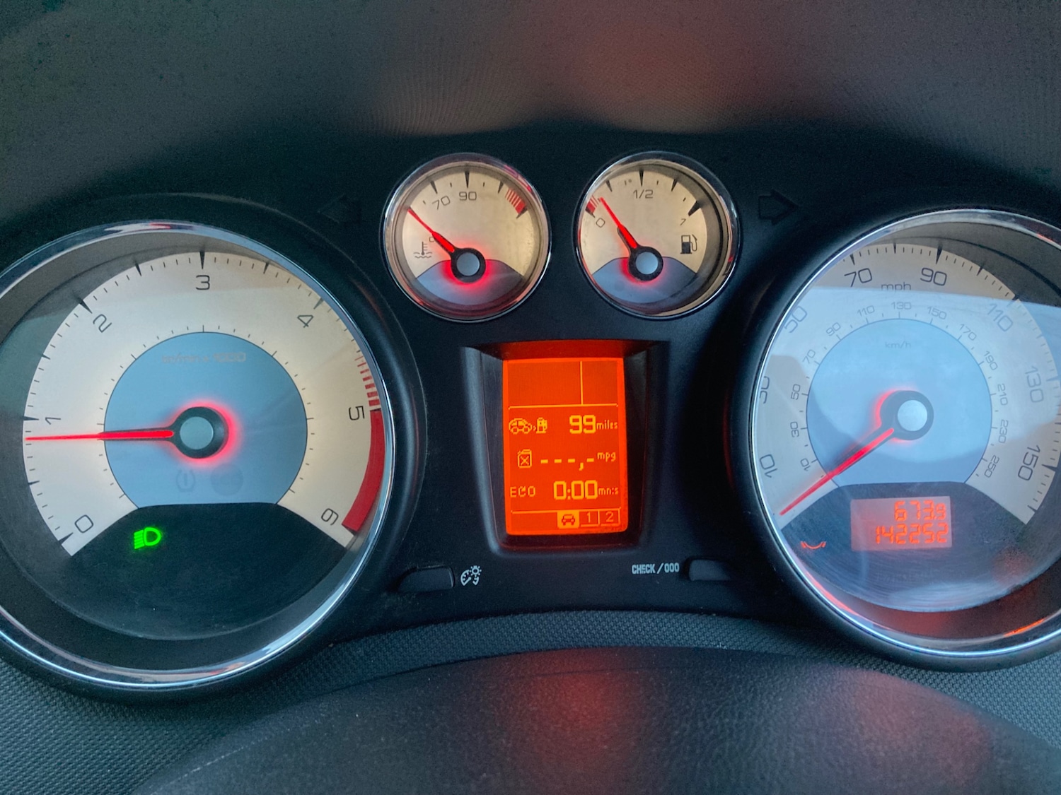 Used Peugeot 308 2014 for sale - 77159331: Photo 14