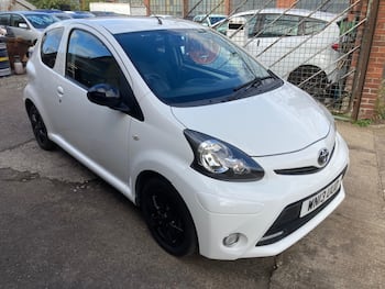 Used Toyota AYGO 2013 for sale - 79711356: Photo