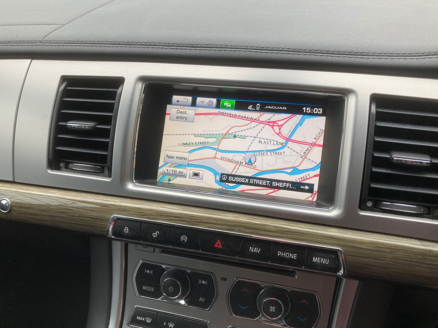 Used Jaguar XF 2015 for sale - 76267591: Photo 14