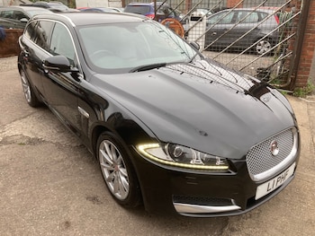 Used Jaguar XF 2015 for sale - 76267591: Photo 3