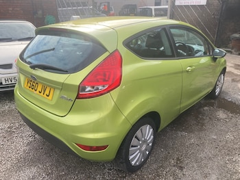 Used Ford Fiesta 2011 for sale - 77663066: Photo