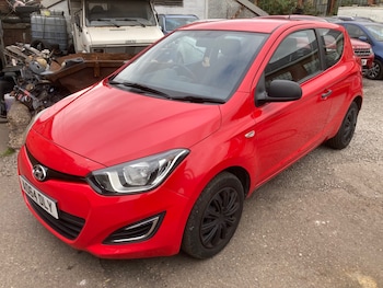Used Hyundai i20 2014 for sale - 75611802: Photo