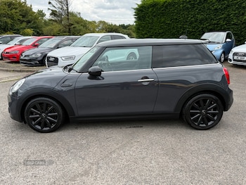 Used MINI Hatch 2018 for sale - 79454289: Photo