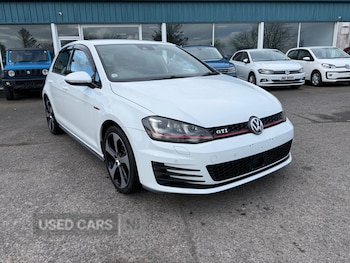 Used Volkswagen Golf 2015 for sale - 77883997: Photo