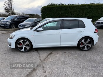 Used Volkswagen Golf 2015 for sale - 77883997: Photo