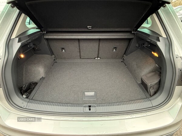 Used Volkswagen Tiguan for sale - 77825598: Photo 8