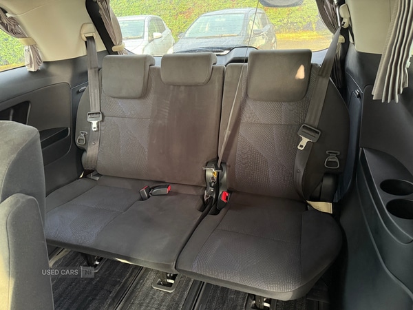 Used Toyota Estima 2025 for sale - 77192500: Photo 7