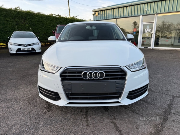 Used Audi A1 for sale - 76702788: Photo 2