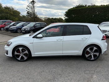 Used Volkswagen Golf 2014 for sale - 76043790: Photo
