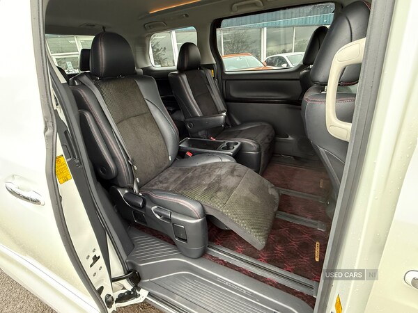 Used Toyota Vellfire for sale - 77204492: Photo 14