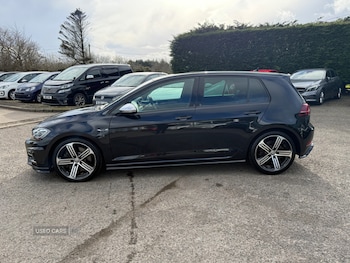 Used Volkswagen Golf 2017 for sale - 77883993: Photo