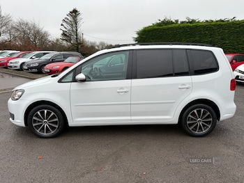 Used Volkswagen Touran 2014 for sale - 76514247: Photo